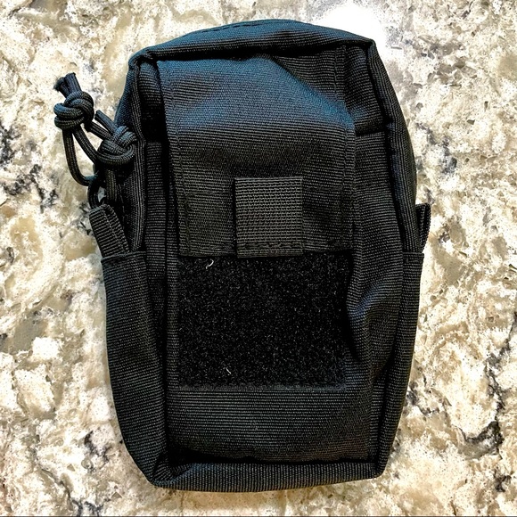 Cell Phone / Small Pouch For Backpack Shoulder Strap. - Picture 1 of 4